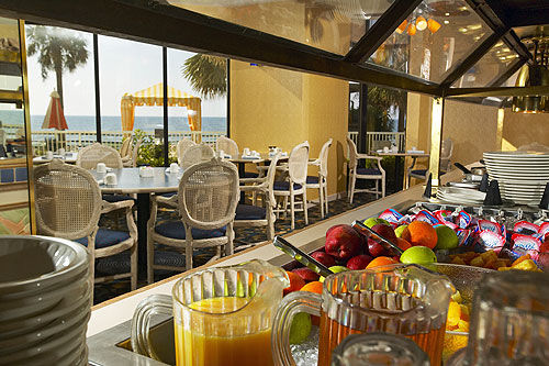 Located in the Breakers Boutique Tower, the Market Restaurant serves a complimentary deluxe continental breakfast for our guest staying at the Boutique Tower. Enjoy breath-taking ocean sunrises to start your fun filled day!