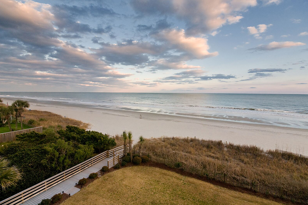 Sunrise at the beach