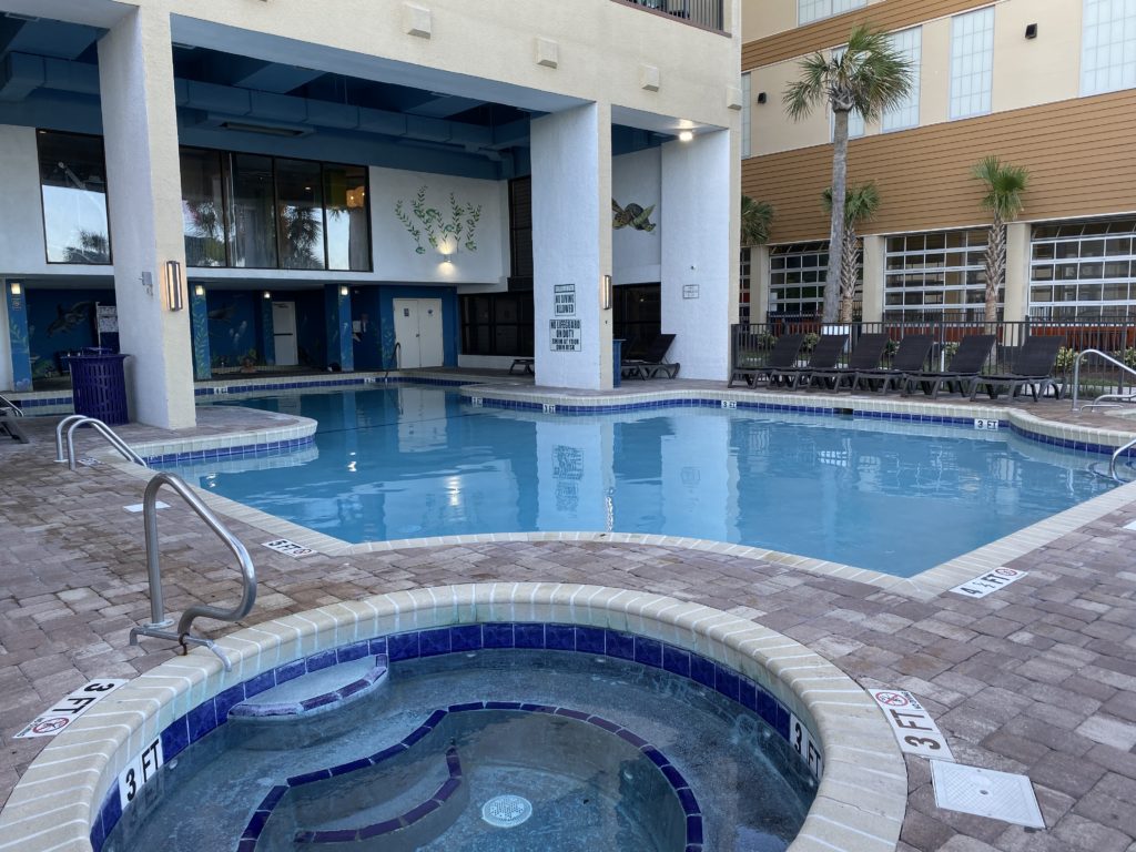 Paradise Outdoor Pools