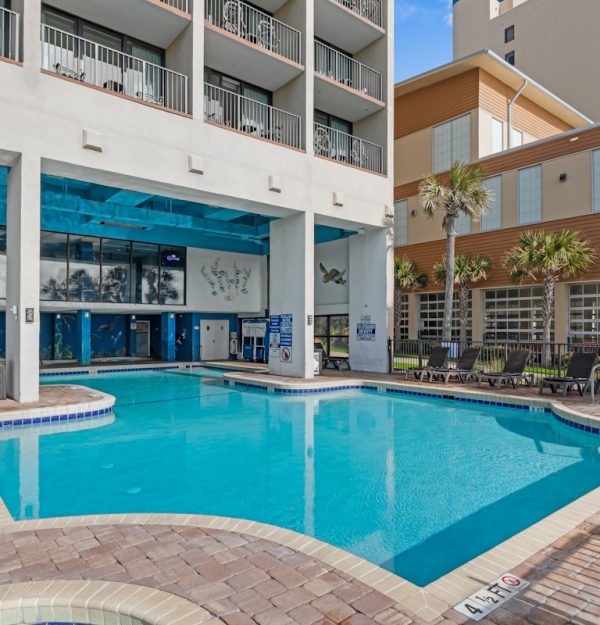Outdoor Pool at the Palms Building