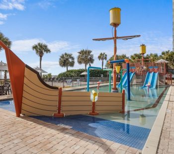 Sunken Pirate Ship at the Paradise building
