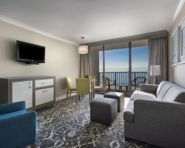 breakers palms oceanfront king suite living room